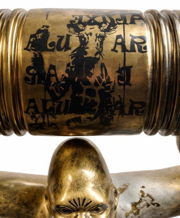 Daluxe Art - 1999 • Golden Power Gorilla • XXL, Antiquités & Art, Art | Objets design