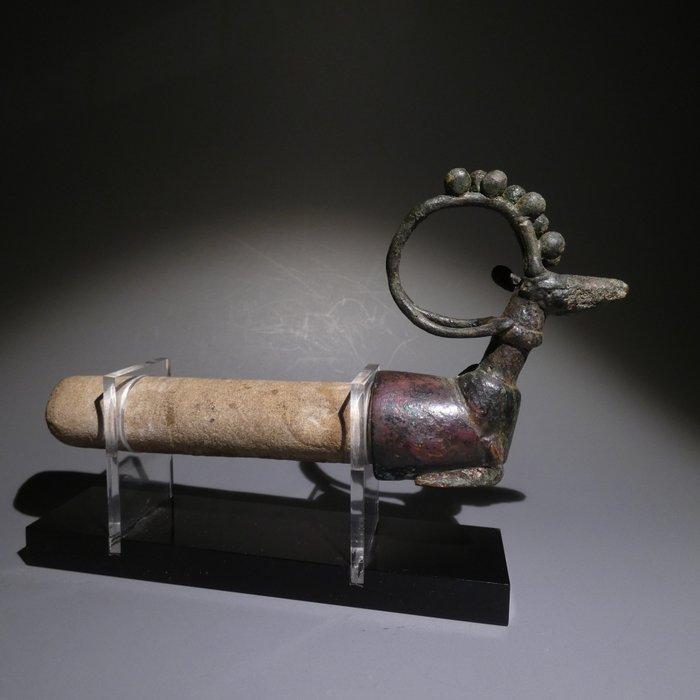 Bronstijd Brons Geit Standaard scepter. 14 cm L. 1000 v.Chr., Verzamelen, Mineralen en Fossielen