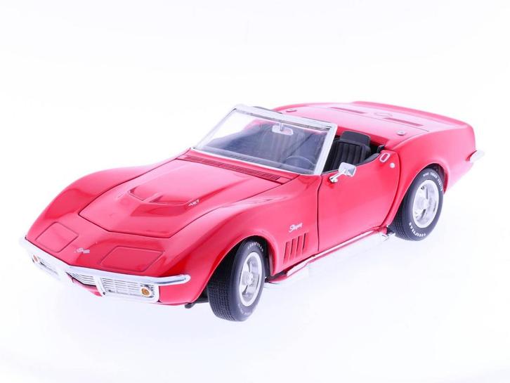 Schaal 1:18 Revell 8833 Chevrolet Corvette Convertible Sp..., Hobby en Vrije tijd, Modelauto's | 1:18, Gebruikt, Revell, Ophalen of Verzenden