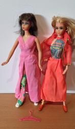 Mattel  - Barbiepop Twist N Turn 2 Barbies Brunette &