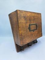 Kapstok - Organizer - Hout - Opbergbak met 3 haken.