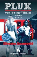 Pluk van de slettenflat 9789490983345 Silvester Zwaneveld, Boeken, Verzenden, Gelezen, Silvester Zwaneveld