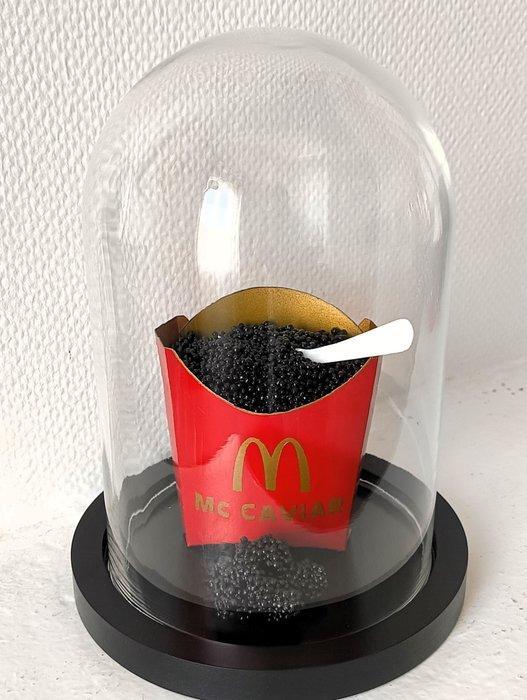 XTC Artist - Mc Caviar Red Gold, Antiquités & Art, Art | Objets design