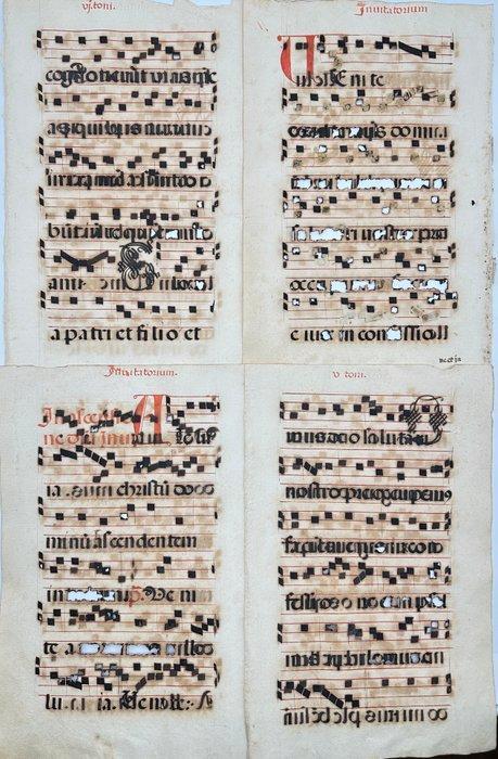 Set of 4 Sheets - Latin antiphonary on paper with initials, Verzamelen, Film en Tv