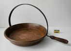 Handgeklonken - Pan - Koper, Antiek en Kunst