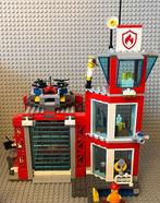 Lego Set - Ville - 60215 Fire Station + 60214 Burger Bar