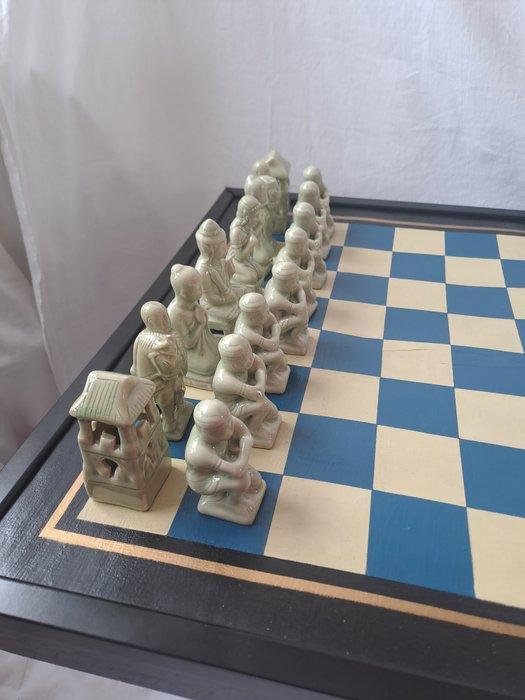 Schaaktafel - porselein en hout, Huis en Inrichting, Overige Huis en Inrichting