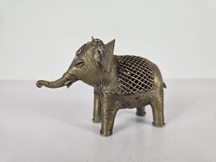 Beeld, Dhokra olifant - 8.1 cm - Messing, Antiek en Kunst, Kunst | Niet-Westerse kunst