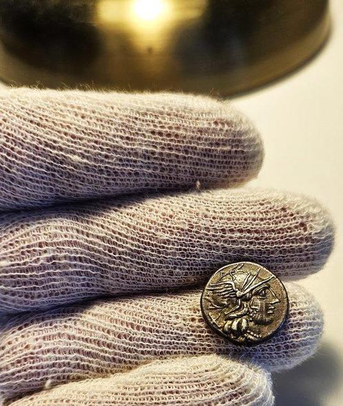 Romeinse Republiek. C. Plutius, 121 BC. Denarius Rome - Roma, Postzegels en Munten, Munten | Europa | Niet-Euromunten