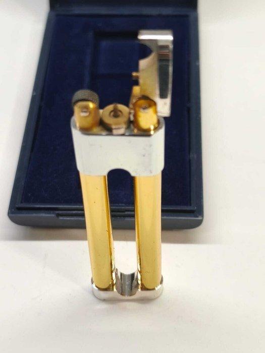 Bronica y Hadson - custom: doble tubo tipo U y flint, Verzamelen, Rookartikelen, Aanstekers en Luciferdoosjes