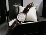 Frédérique Constant - Classics Quartz SMARTWATCH 42 mm., Bijoux, Sacs & Beauté