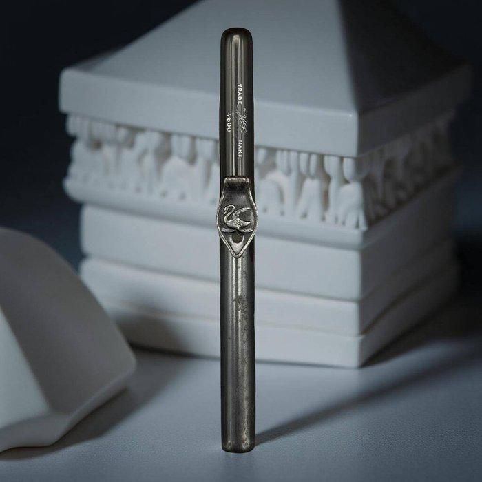 Swan, Mabie Todd - Swan 4500 - Vulpen, Verzamelen, Pennenverzamelingen