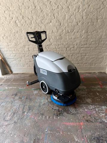 Autolaveuse Nilfisk SC400 - Batteries neuves - Garantie beschikbaar voor biedingen