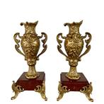 Vaas (2) - Marmer, Zinklegering - Paar vazen en régule