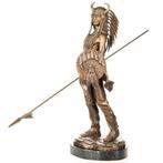 Figuur - Western Bronzefigur Indianer mit Schild & Speer –