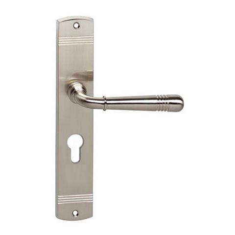 Deurklink Emily op schild profielcilindergat 55mm nikkel mat, Doe-het-zelf en Bouw, Hang- en Sluitwerk, Klink of Kruk, Nieuw, Koper of Messing