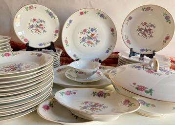 Limoges, Véritable Porcelaine - Service de table pour le