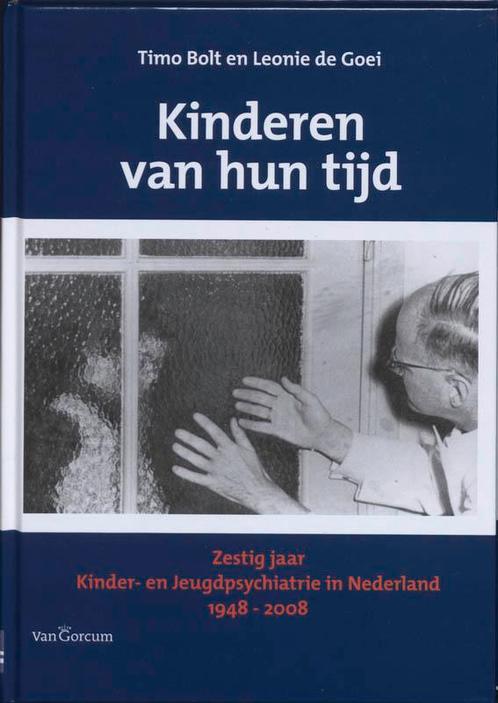 Kinderen van hun tijd 9789023244578 T. Bolt, Boeken, Wetenschap, Zo goed als nieuw, Verzenden
