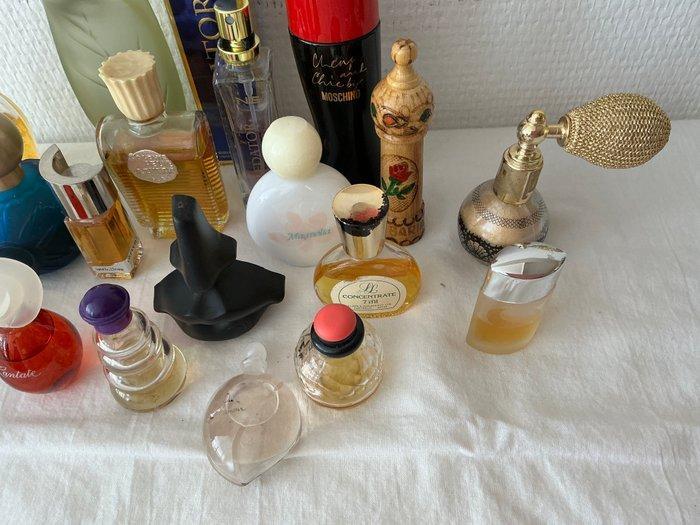 Bouteille de parfum (20) - verre, bois, métal - Collection, Antiquités & Art, Curiosités & Brocante