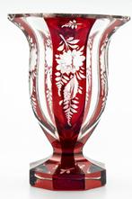 Art Deco engraved red crystal glass vase 1920 - Carl Palda, Antiek en Kunst, Antiek | Glaswerk en Kristal