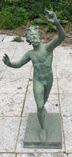sculptuur, The dancing Faun - 80 cm - Brons, Antiquités & Art, Antiquités | Céramique & Poterie