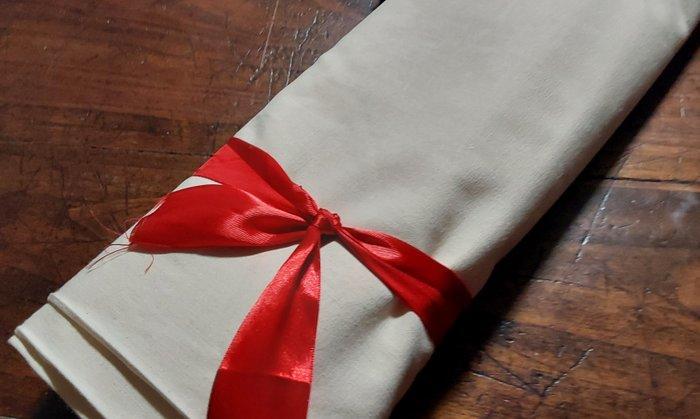 Textiel - 550 cm - 150 cm - Oude stoffen, Antiek en Kunst, Antiek | Tapijten, Tafelkleden en Textiel