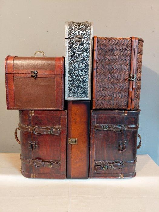 Kist (6) - Houten Kist - Koffer - 6 Stuks - Hout, Metaal, Antiek en Kunst, Curiosa en Brocante