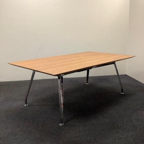 Tweedehands Ahrend 1200 Edition Design tafel, 210x120 cm,, Zakelijke goederen, Kantoor en Winkelinrichting | Kantoormeubilair en Inrichting