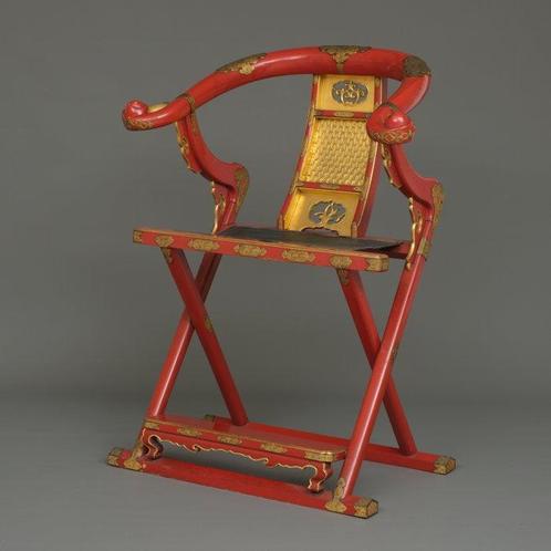 Chaise de moine  (kyokuroku) - Bois laqué, Métal doré,, Antiquités & Art, Antiquités | Autres Antiquités