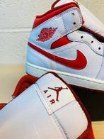 Air Jordan - One Mid White Red Gym P45 - Sneakers - Maat: EU, Nieuw