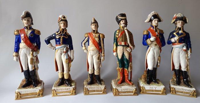 Capodimonte - Beeld, Napoleone ed i suoi Marescialli -, Antiek en Kunst, Antiek | Glaswerk en Kristal