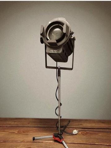 monza - Lampe de théâtre - Acier - Phare cinématographique