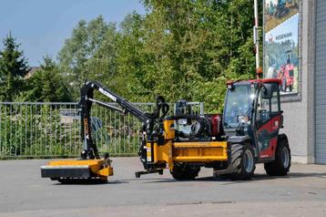 Weidemann T4512 ( 45pk ) verreiker + McConnel 4030 VERSI arm, Maaier
