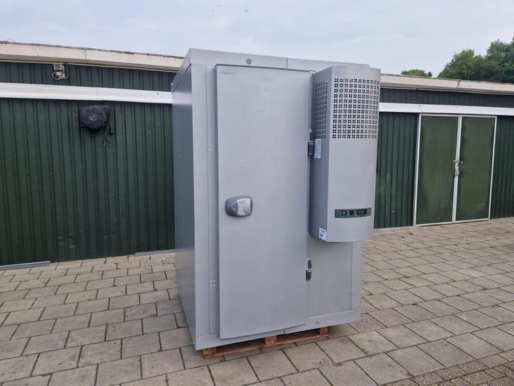 Koelcel 140 x 140 x 212 cm stekker klaar, Zakelijke goederen, Horeca | Keukenapparatuur, Gebruikt, Koelen en Vriezen