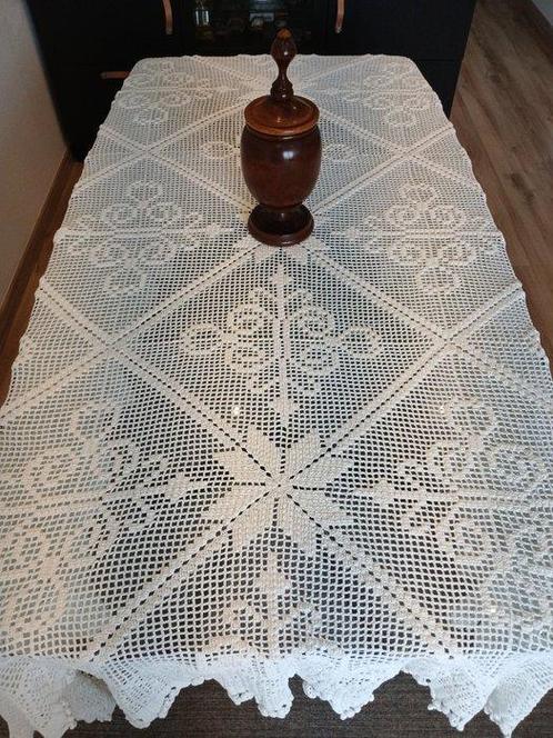 Tafelkleed  - 270 cm - 210 cm - Handdoek of sprei, Antiek en Kunst, Antiek | Tapijten, Tafelkleden en Textiel