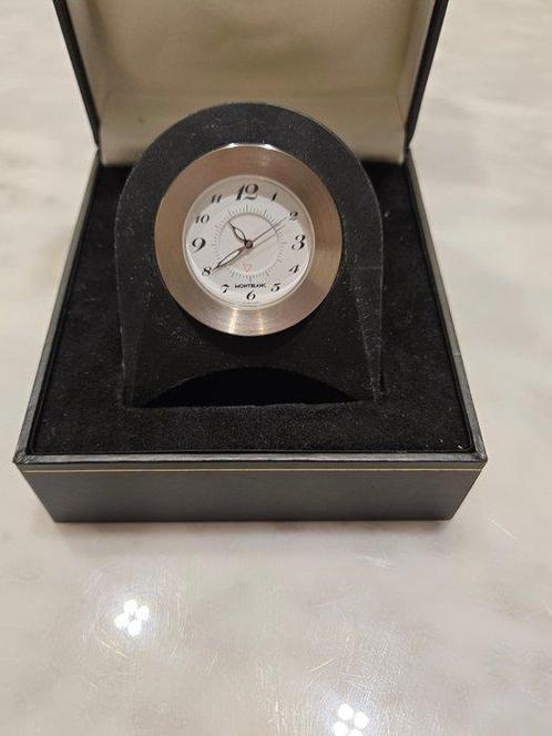 Horloge de table - Montblanc -   acier et caoutchouc -, Antiek en Kunst, Antiek | Klokken