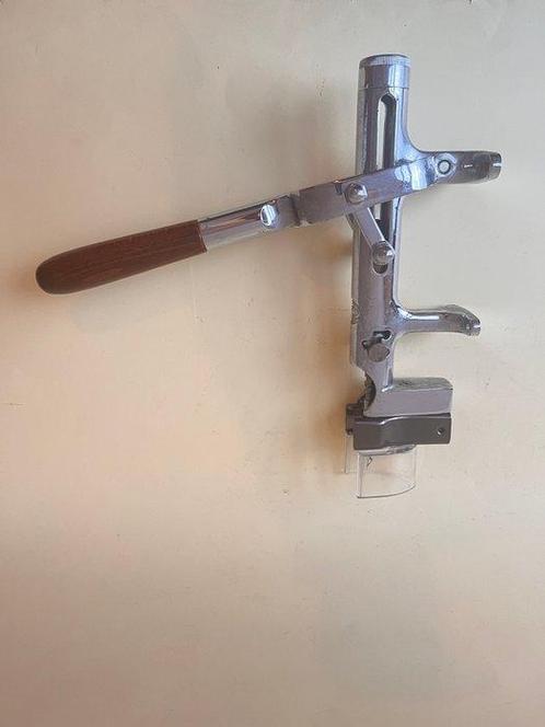 boj - Flessenopener - Hout, Staal, plexiglas - vintage, Antiek en Kunst, Antiek | Keukengerei