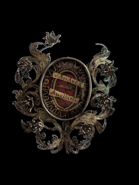 Reliekhouder - Verzilverd, Glazuur, Textiel - 1750-1800 -, Antiek en Kunst, Kunst | Niet-Westerse kunst