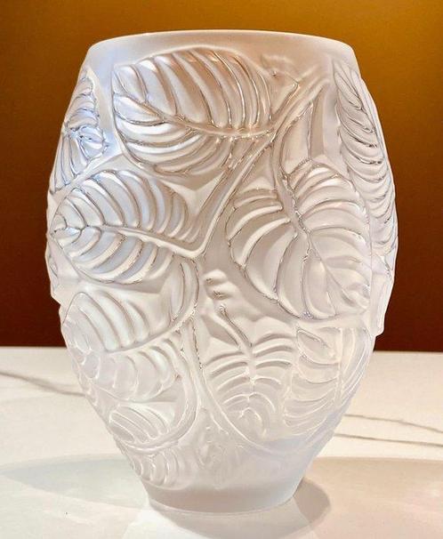 Lalique - Vase - Cristal, Antiquités & Art, Antiquités | Verre & Cristal