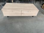 Famous salontafel, fresh oak