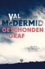 Geschonden graf / Karen Pirie 9789024585984 Val Mcdermid, Boeken, Verzenden, Gelezen, Val Mcdermid