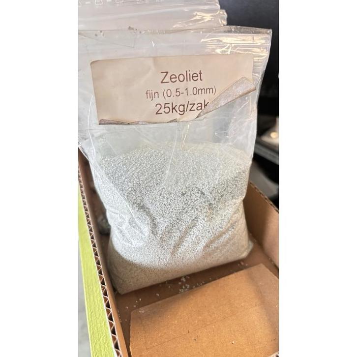 Zeoliet agrozeo fijn 0.5-1.0mm - 25 kg - losse zak - 100%, Dieren en Toebehoren, Overige Dieren-accessoires, Nieuw