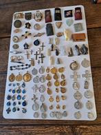 Collection de 133 objets religieux (133) - Divers matériaux