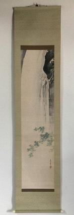 Waterfall / Japanese Vintage Hanging Scroll KAKEJIKU / Paper