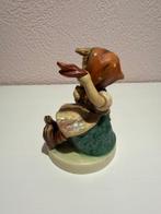 Goebel - M.I. Hummel - Figuur - Mädchen mit Korb (Hummel) -