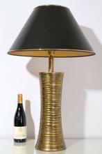 Tafellamp - Keramiek - Een Hoge Exclusieve Tafellamp - 69 cm