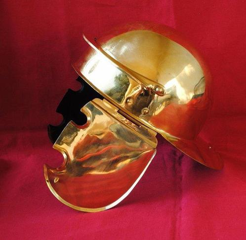 Casque militaire - Casque de légionnaire romain modèle du, Verzamelen, Militaria | Algemeen