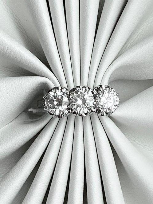Pala Diamond - Bague tendance - 18 carats Or blanc -, Handtassen en Accessoires, Antieke sieraden