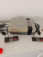 Nintendo - Nes - Console Nintendo NES + 2 manettes + Zapper