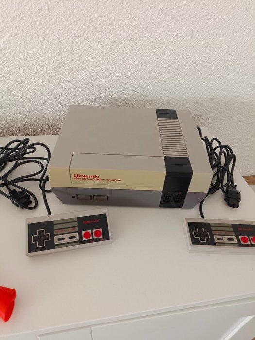Nintendo - Nes - Console Nintendo NES + 2 manettes + Zapper, Games en Spelcomputers, Spelcomputers | Overige Accessoires